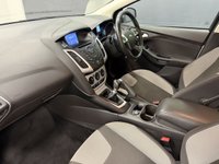 USED 2014 64 FORD FOCUS 1.6 TDCi Zetec Navigator Estate 5dr Diesel Manual Euro 5 (s/s) (115 ps) 2 keys and service history