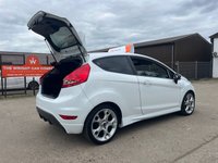 USED 2011 61 FORD FIESTA 1.6 Zetec S Hatchback 3dr Petrol Manual (134 g/km, 118 bhp) CAR FINANCE SPECIALIST , NON FINANCE DEALS ALSO WELCOMED