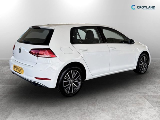 View our VOLKSWAGEN GOLF