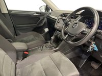USED 2019 H VOLKSWAGEN TIGUAN 2.0 TDI SEL SUV 5dr Diesel DSG Euro 6 (s/s) (150 ps) Electric Sunroof