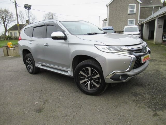 View our Mitsubishi Shogun Sport 2.4D 4 SUV 5dr Diesel Auto 4WD Euro 6 (181 ps)