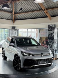 USED 2024 74 VOLKSWAGEN TIGUAN 1.5 TSI eHybrid 19.7kWh R-Line SUV 5dr Petrol Plug-in Hybrid DSG Euro 6 (s/s) (204 ps) 