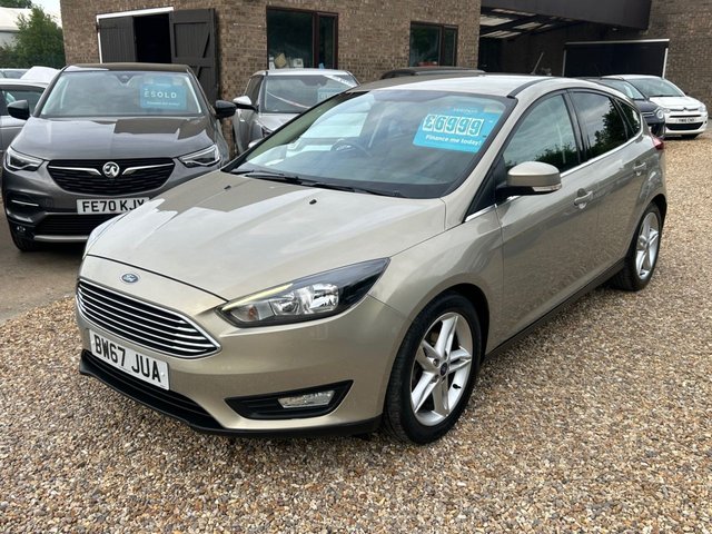 View our FORD FOCUS