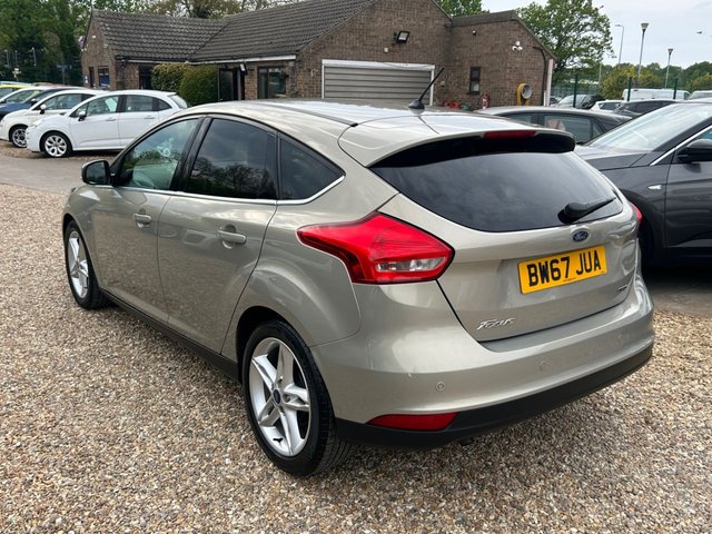 View our FORD FOCUS