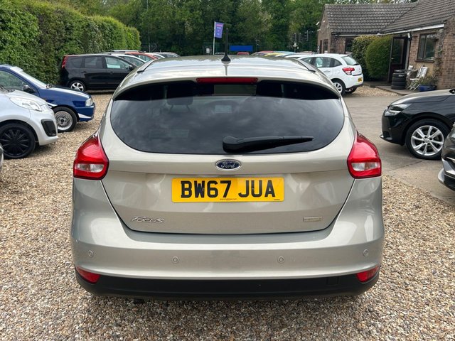 View our FORD FOCUS