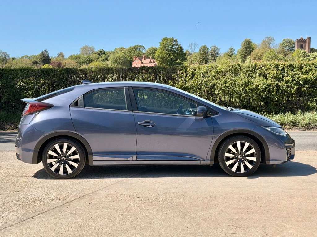 USED 2016 16 HONDA CIVIC 1.8 i-VTEC SE Plus (Navi) Hatchback 5dr Petrol Manual Euro 6 (s/s) (142 ps) 8 Services|Camera|SatNav|Cruise|R.F Sensors|