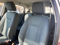 USED 2009 59 FORD FIESTA 1.25 Zetec Hatchback 5dr Petrol Manual (133 g/km, 81 bhp) NICE LITTLE 5 DOOR FIESTA + COMES WITH GOOD SERVICE HISTORY + FRESH SERVICE + NEW MOT + CLEAN CONDITION THROUGHOUT + FINISHED IN A SILVER COLOUR + SPEC INCLUDES  ALLOY WHEELS, CLOTH INTERIOR, ISOFIX, HEATED WINDSCREEN, ELECTRIC MIRRORS AND WINDOWS, MULTI FUNCTION STEERING WHEEL, BLUETOOTH, A/C + 3 MONTHS WARRANTY + 12 MONTHS AA BREAKDOWN COVER INCLUDED