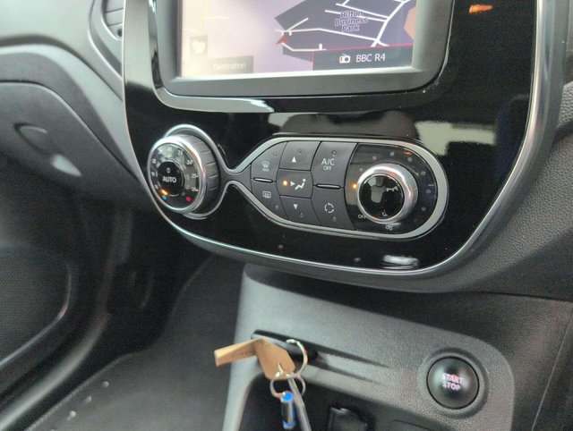 USED 2018 68 RENAULT CAPTUR 0.9 Captur Iconic TCe 5dr CLICK+COLLECT / HOME DELIVERY