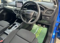 USED 2019 69 FORD FOCUS 1.5 EcoBlue Titanium Hatchback 5dr Diesel Auto Euro 6 (s/s) (120 ps) - APPLE CAR PLAY - SAT NAV - HEATED FRONT SEATS & STEERING - REVERSE CAMERA - ADAPTIVE CRUISE - 2 OWNERS