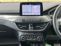 USED 2019 69 FORD FOCUS 1.5 EcoBlue Titanium Hatchback 5dr Diesel Auto Euro 6 (s/s) (120 ps) - APPLE CAR PLAY - SAT NAV - HEATED FRONT SEATS & STEERING - REVERSE CAMERA - ADAPTIVE CRUISE - 2 OWNERS