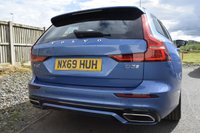 USED 2019 VOLVO V60 2.0 D3 R-Design Plus Estate 5dr Diesel Manual Euro 6 (s/s) (150 ps) SATELLITE NAVIGATION