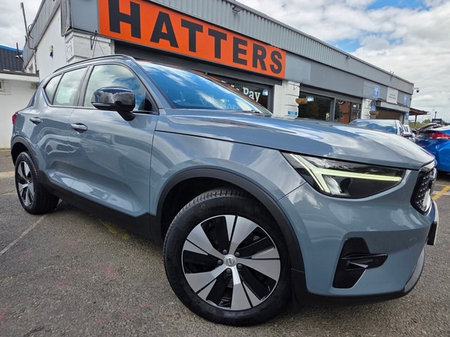 View our VOLVO XC40