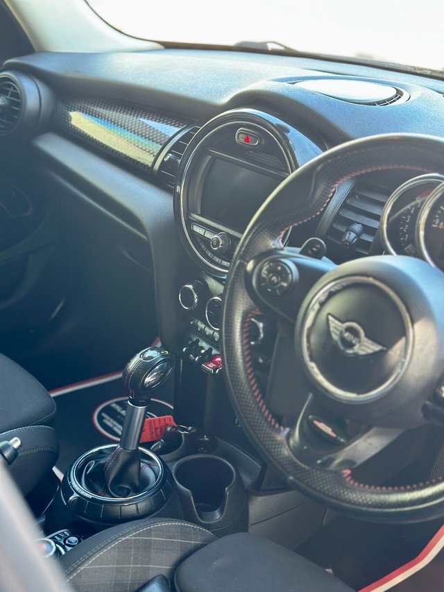 View our MINI HATCH