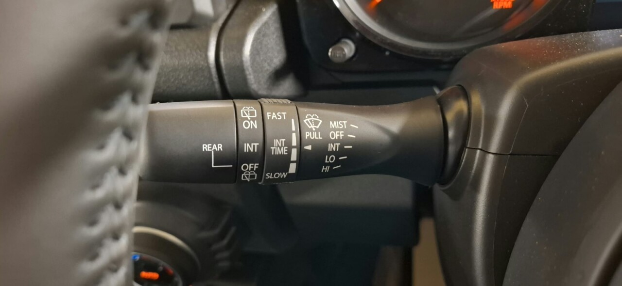 2026 SUZUKI JIMMY NOMADE 5DR 4WD SUV AUTOMATIC - vehicle photo 21 for sale on PureCar