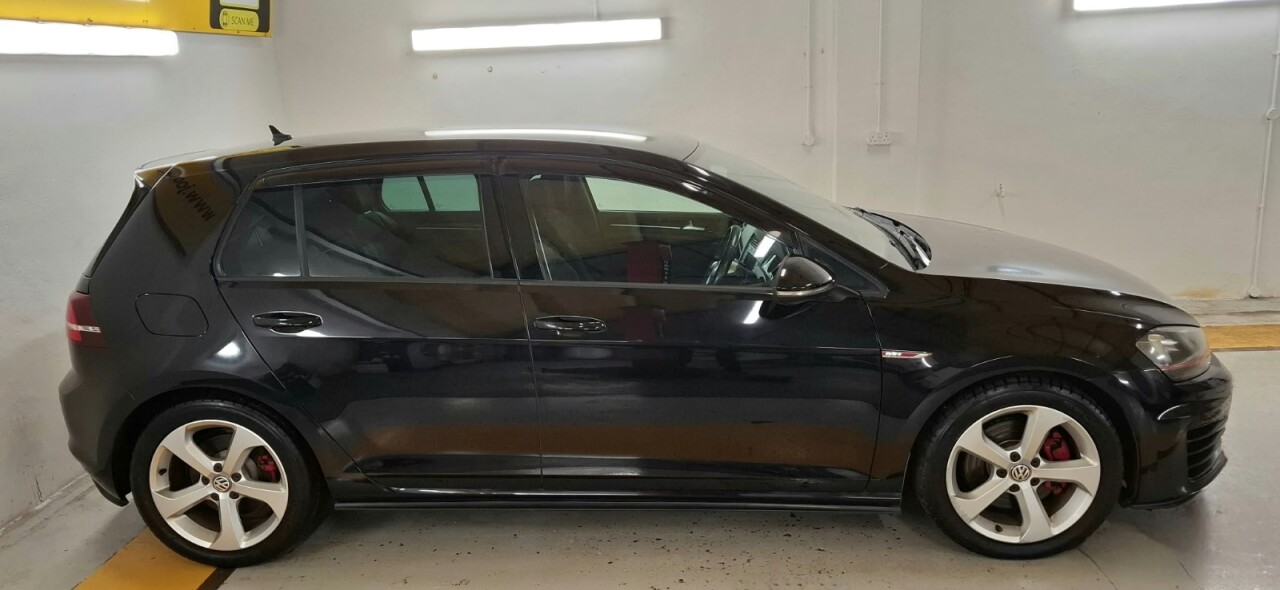 2017 VOLKSWAGEN GOLF GTI 5DR HATCHBACK DSG AUTOMATIC - vehicle photo 5 for sale on PureCar