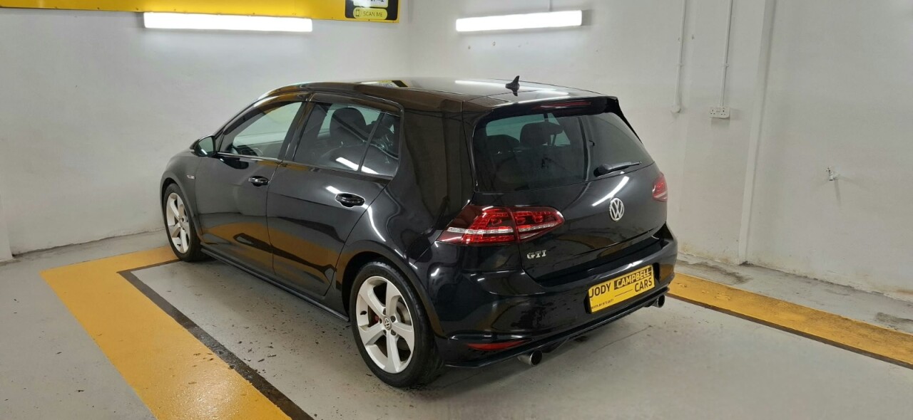 2017 VOLKSWAGEN GOLF GTI 5DR HATCHBACK DSG AUTOMATIC - vehicle photo 8 for sale on PureCar