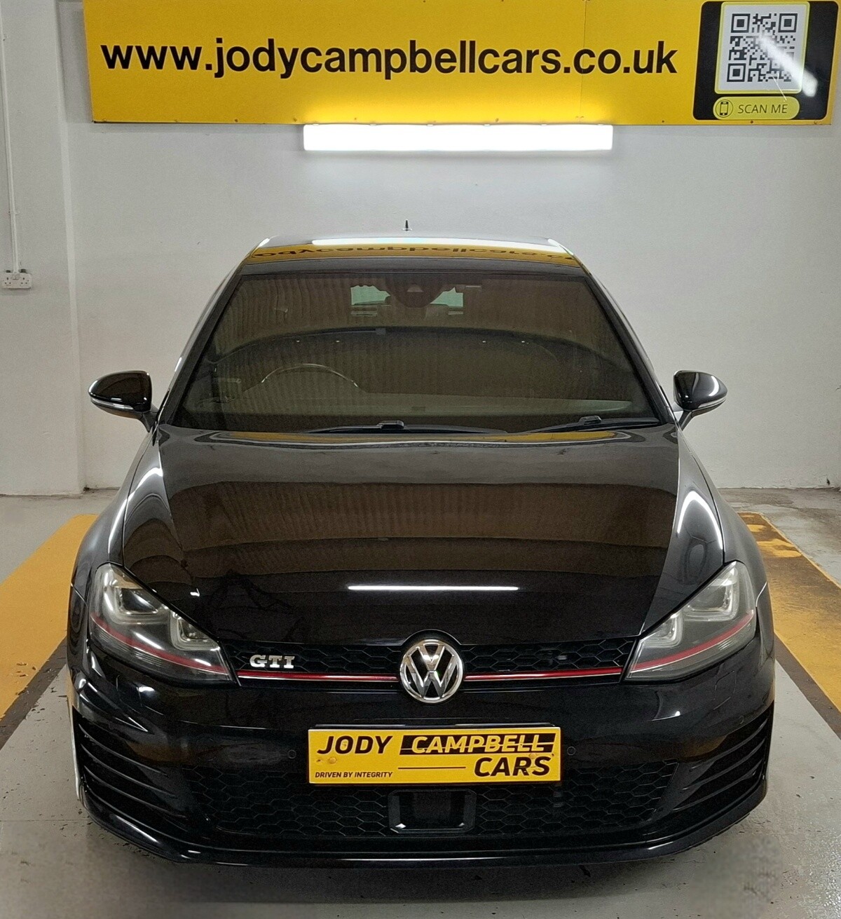 2017 VOLKSWAGEN GOLF GTI 5DR HATCHBACK DSG AUTOMATIC - vehicle photo 10 for sale on PureCar