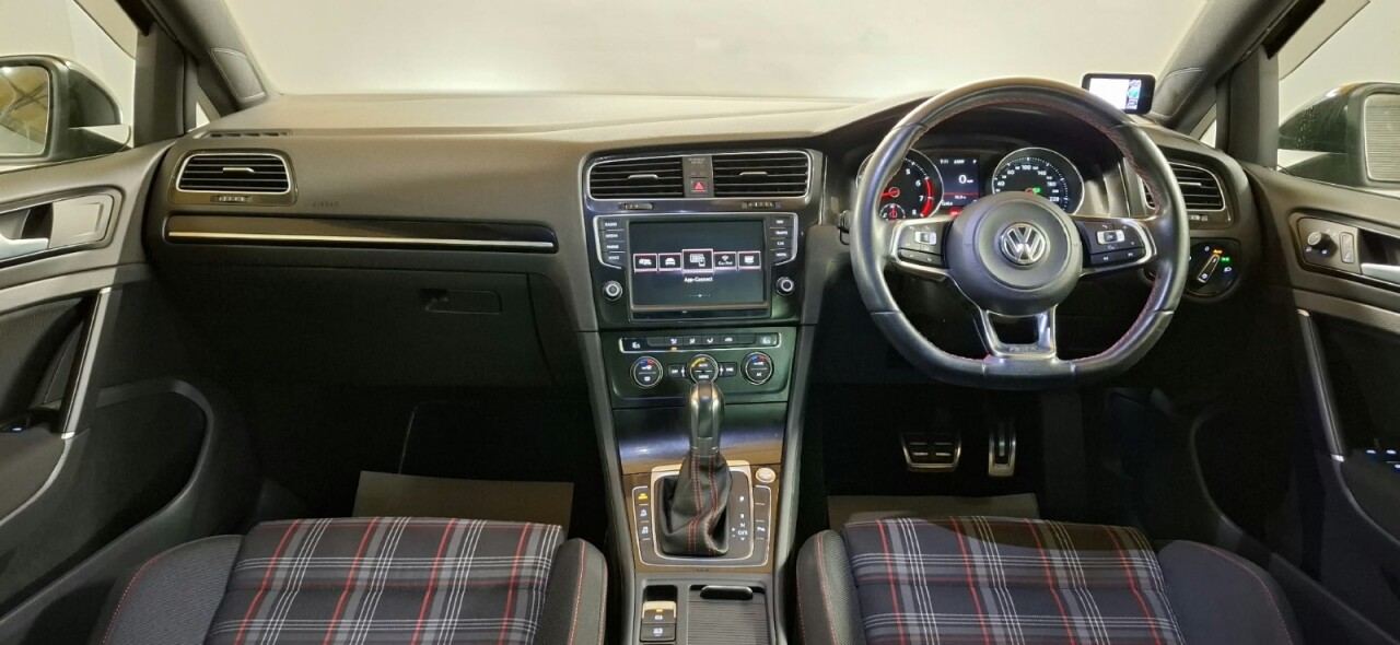 2017 VOLKSWAGEN GOLF GTI 5DR HATCHBACK DSG AUTOMATIC - vehicle photo 11 for sale on PureCar