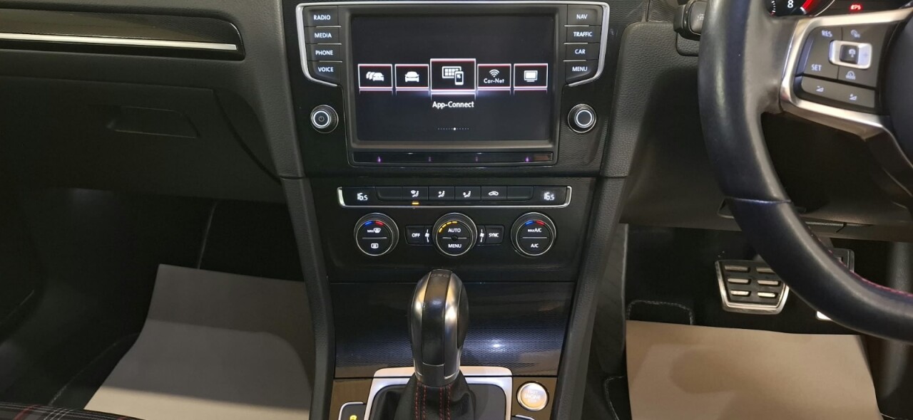 2017 VOLKSWAGEN GOLF GTI 5DR HATCHBACK DSG AUTOMATIC - vehicle photo 14 for sale on PureCar