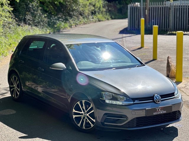 View our VOLKSWAGEN GOLF