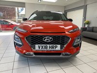 USED 2018 18 HYUNDAI KONA 1.6 T-GDI 176PS 4WD PREMIUM GT DC AUTOMATIC 5DR HATCHBACK TANGERINE COMET PEARL / DARK KNIGHT ROOF / BLACK LEATHER TRIM / CLIMATE CONTROL / HEATED FRONT SEATS / ELECTRIC FRONT SEATS / ELECTRIC WINDOWS / POWERFOLD MIRRORS / AUTO LIGHT & WIPERS / LANE ASSIST / FM AM TUNER / BLUETOOTH / APPLE CARPLAY / ANDROID AUTO / REAR PARKING CAMERA AND SENSORS / PRIVACY GLASS / 18" ALLOY WHEELS / SERVICE HISTORY