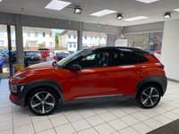 USED 2018 18 HYUNDAI KONA 1.6 T-GDI 176PS 4WD PREMIUM GT DC AUTOMATIC 5DR HATCHBACK TANGERINE COMET PEARL / DARK KNIGHT ROOF / BLACK LEATHER TRIM / CLIMATE CONTROL / HEATED FRONT SEATS / ELECTRIC FRONT SEATS / ELECTRIC WINDOWS / POWERFOLD MIRRORS / AUTO LIGHT & WIPERS / LANE ASSIST / FM AM TUNER / BLUETOOTH / APPLE CARPLAY / ANDROID AUTO / REAR PARKING CAMERA AND SENSORS / PRIVACY GLASS / 18" ALLOY WHEELS / SERVICE HISTORY