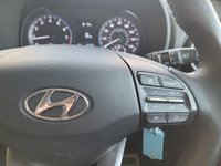 USED 2018 18 HYUNDAI KONA 1.6 T-GDI 176PS 4WD PREMIUM GT DC AUTOMATIC 5DR HATCHBACK TANGERINE COMET PEARL / DARK KNIGHT ROOF / BLACK LEATHER TRIM / CLIMATE CONTROL / HEATED FRONT SEATS / ELECTRIC FRONT SEATS / ELECTRIC WINDOWS / POWERFOLD MIRRORS / AUTO LIGHT & WIPERS / LANE ASSIST / FM AM TUNER / BLUETOOTH / APPLE CARPLAY / ANDROID AUTO / REAR PARKING CAMERA AND SENSORS / PRIVACY GLASS / 18" ALLOY WHEELS / SERVICE HISTORY