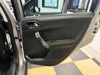 USED 2018 18 PEUGEOT 2008 1.2 PureTech Allure SUV 5dr Petrol EAT Euro 6 (s/s) (110 ps) AUTOMATIC! CRUISE! DAB!