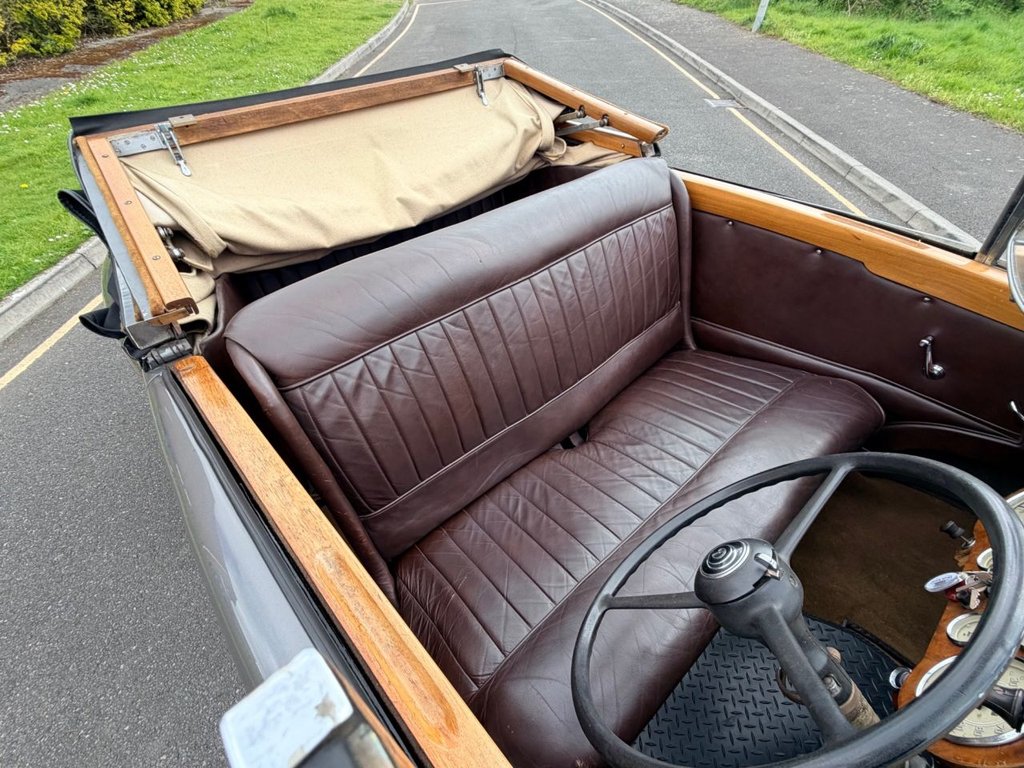 USED 1950 DAIMLER DB18 Special Sports // Barker & Co Drophead Coupé // 2.5 // px swap 