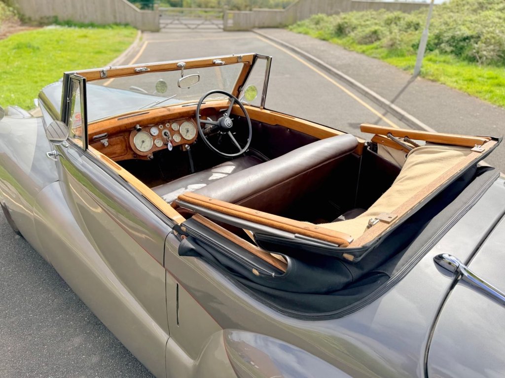 USED 1950 DAIMLER DB18 Special Sports // Barker & Co Drophead Coupé // 2.5 // px swap 