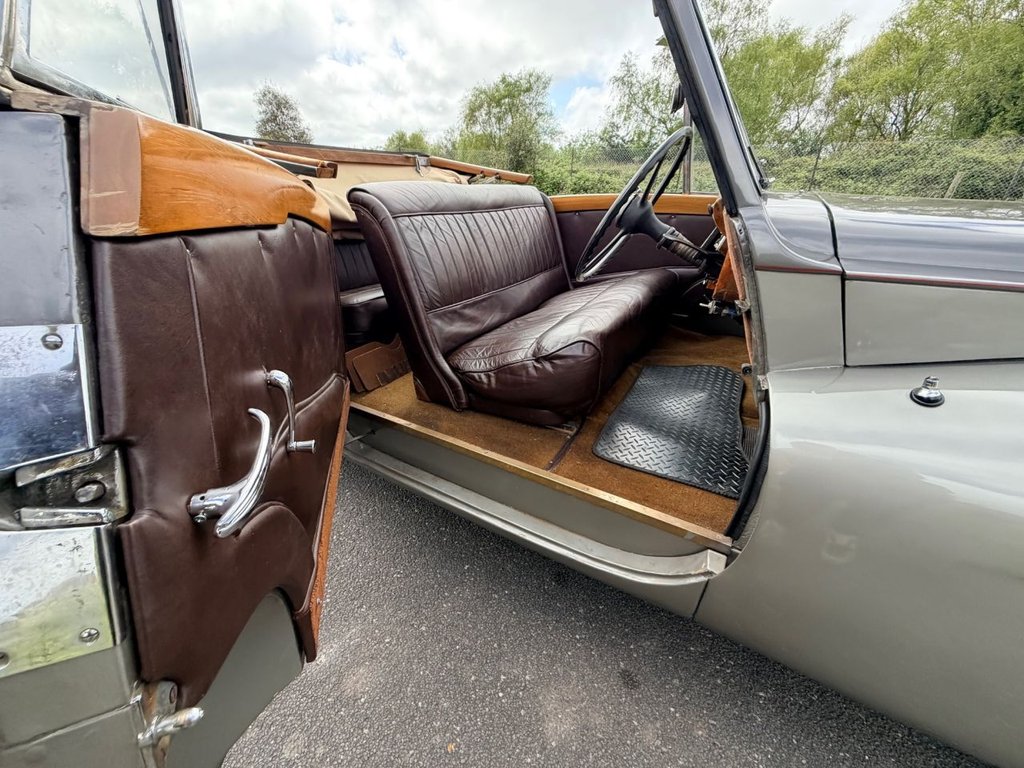 USED 1950 DAIMLER DB18 Special Sports // Barker & Co Drophead Coupé // 2.5 // px swap 