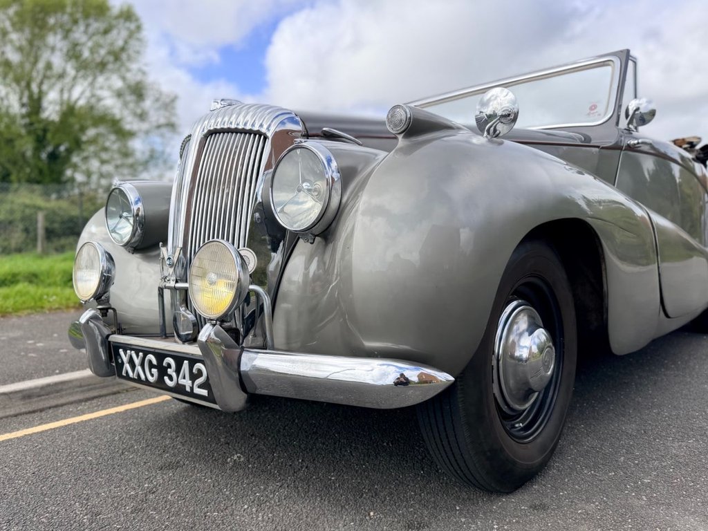 USED 1950 DAIMLER DB18 Special Sports // Barker & Co Drophead Coupé // 2.5 // px swap 