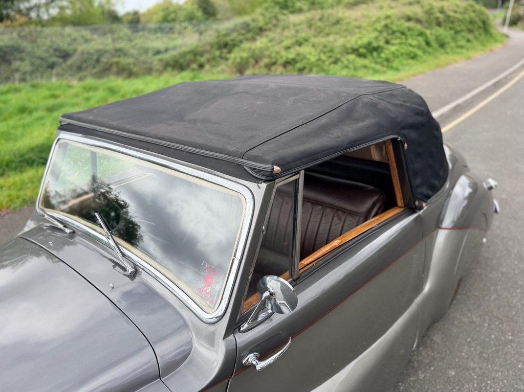 USED 1950 DAIMLER DB18 Special Sports // Barker & Co Drophead Coupé // 2.5 // px swap 