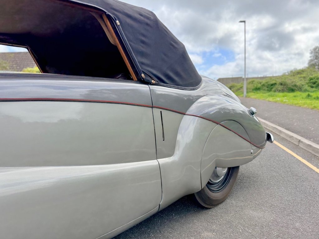 USED 1950 DAIMLER DB18 Special Sports // Barker & Co Drophead Coupé // 2.5 // px swap 