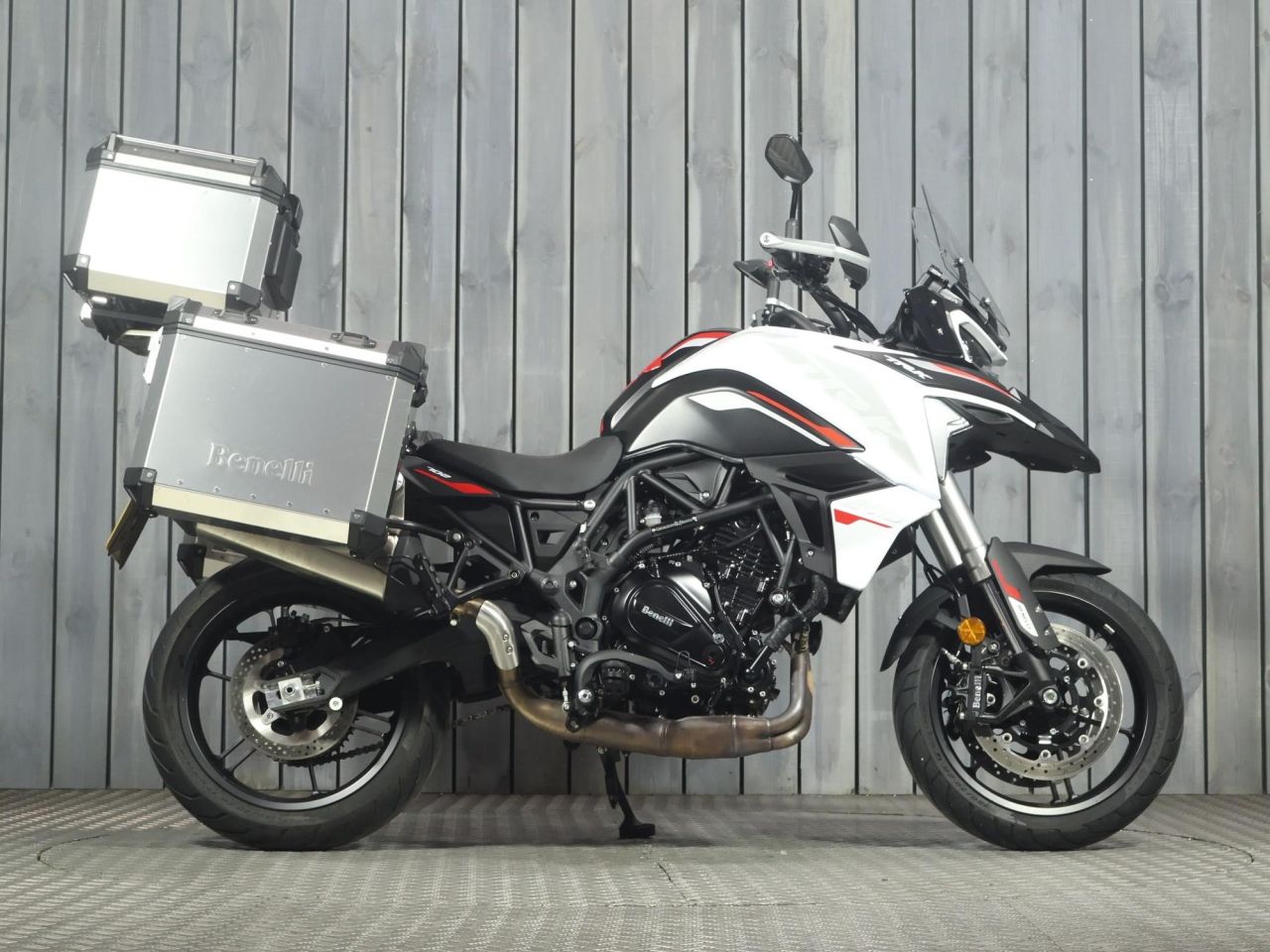BENELLI TRK 702