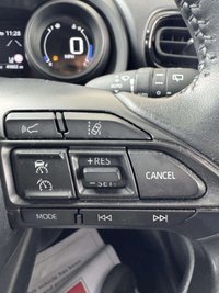 USED 2022 72 TOYOTA YARIS 1.5 VVT-h Design Hatchback 5dr Petrol Hybrid E-CVT Euro 6  