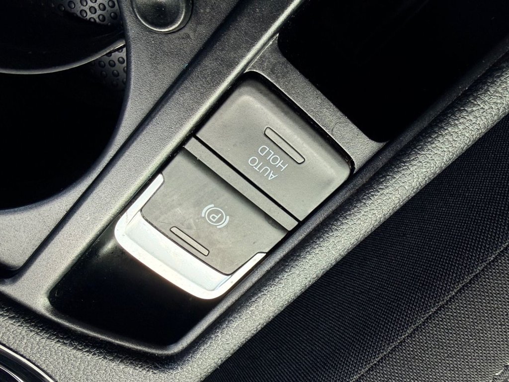 USED 2018 68 VOLKSWAGEN TOURAN 1.5 TSI EVO SEL MPV 5dr Petrol DSG Euro 6 (s/s) (150 ps) APP CARPLAY+NAV+FULL VW HISTORY