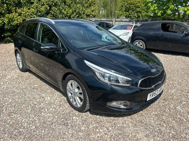 View our Kia Ceed 1.6 CRDi EcoDynamics 3 Sportswagon 5dr Diesel Manual Euro 5 (s/s) (126 bhp)