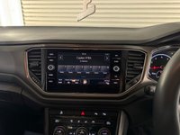 USED 2018 18 VOLKSWAGEN T-ROC 1.5 TSI EVO SE SUV 5dr Petrol Manual Euro 6 (s/s) (150 ps) WIRELESS APPLE CAR PLAY+
