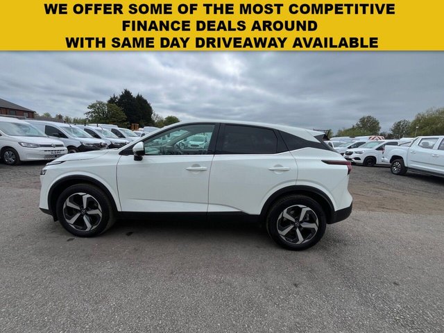 View our NISSAN QASHQAI