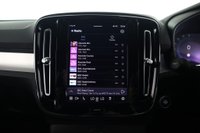 USED 2022 22 VOLVO XC40 2.0 B3 MHEV Plus Dark DCT Auto Euro 6 (s/s) 5dr Reverse Camera, Heated Seats,