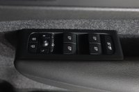 USED 2022 22 VOLVO XC40 2.0 B3 MHEV Plus Dark DCT Auto Euro 6 (s/s) 5dr Reverse Camera, Heated Seats,
