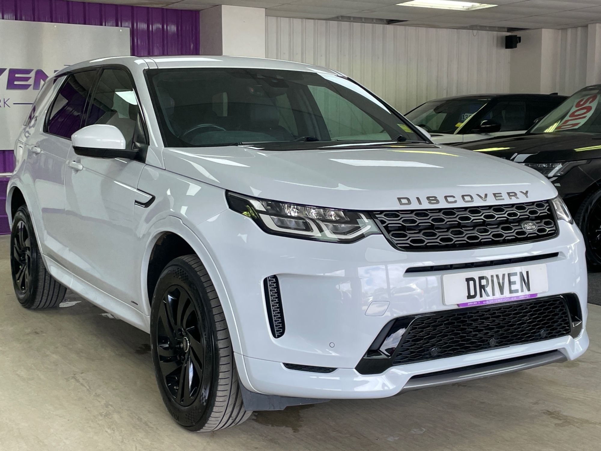 USED 2020 70 LAND ROVER DISCOVERY SPORT 2.0 D180 MHEV R-Dynamic S SUV 5dr Diesel Auto 4WD Euro 6 (s/s) (180 ps) 