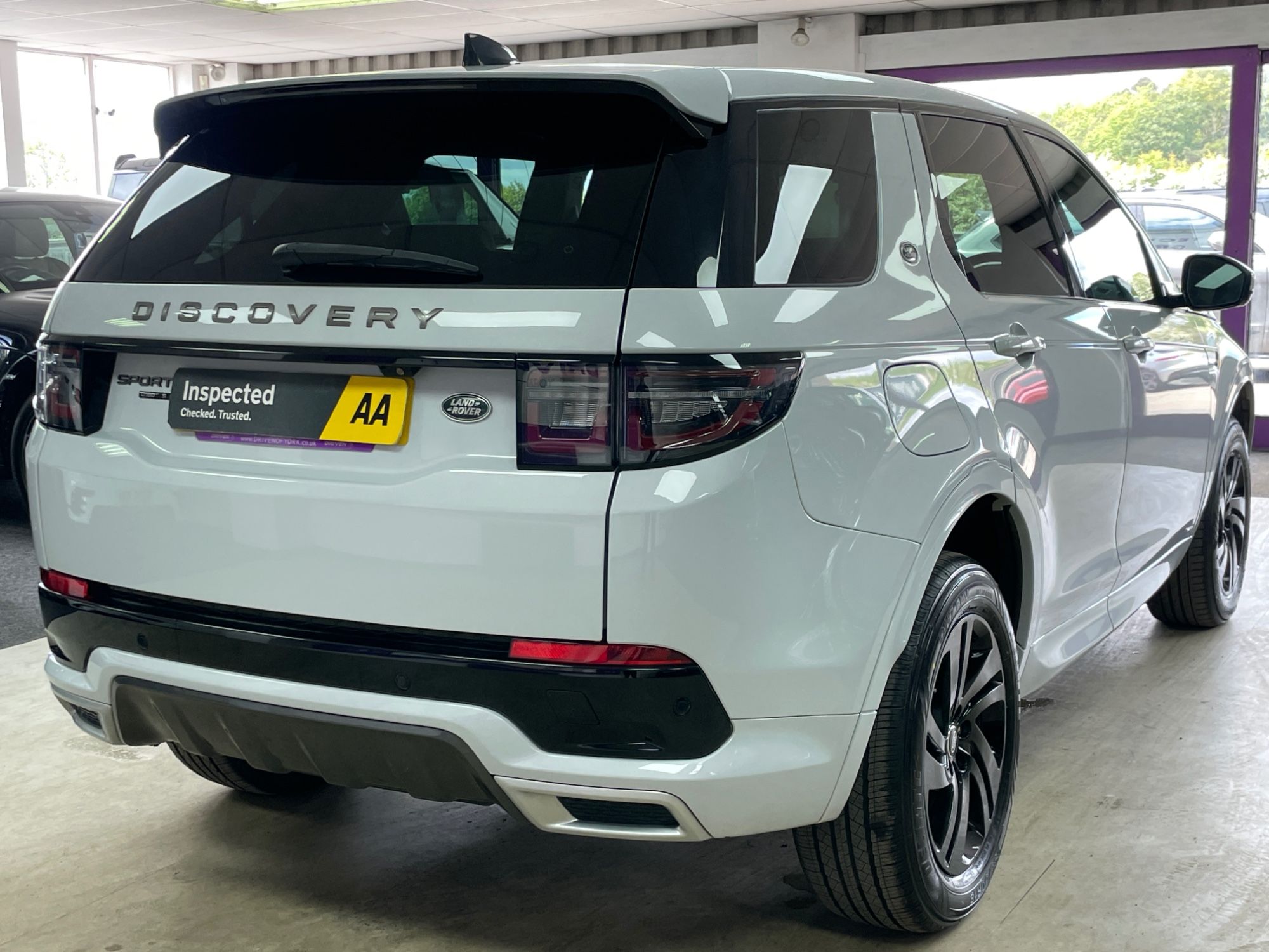 USED 2020 70 LAND ROVER DISCOVERY SPORT 2.0 D180 MHEV R-Dynamic S SUV 5dr Diesel Auto 4WD Euro 6 (s/s) (180 ps) 