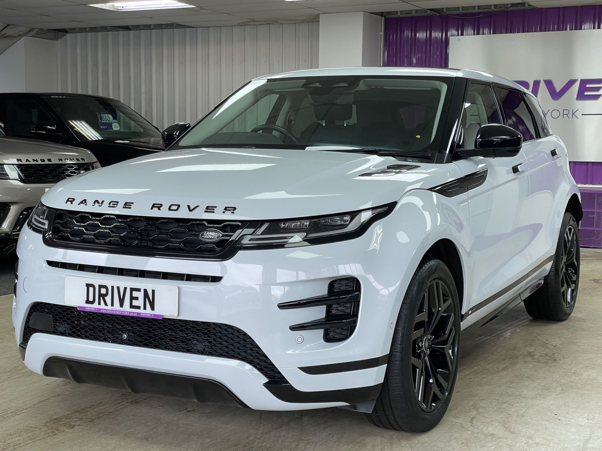 USED 2021 21 LAND ROVER RANGE ROVER EVOQUE 2.0 D200 MHEV R-Dynamic HSE SUV 5dr Diesel Auto 4WD Euro 6 (s/s) (204 ps) 