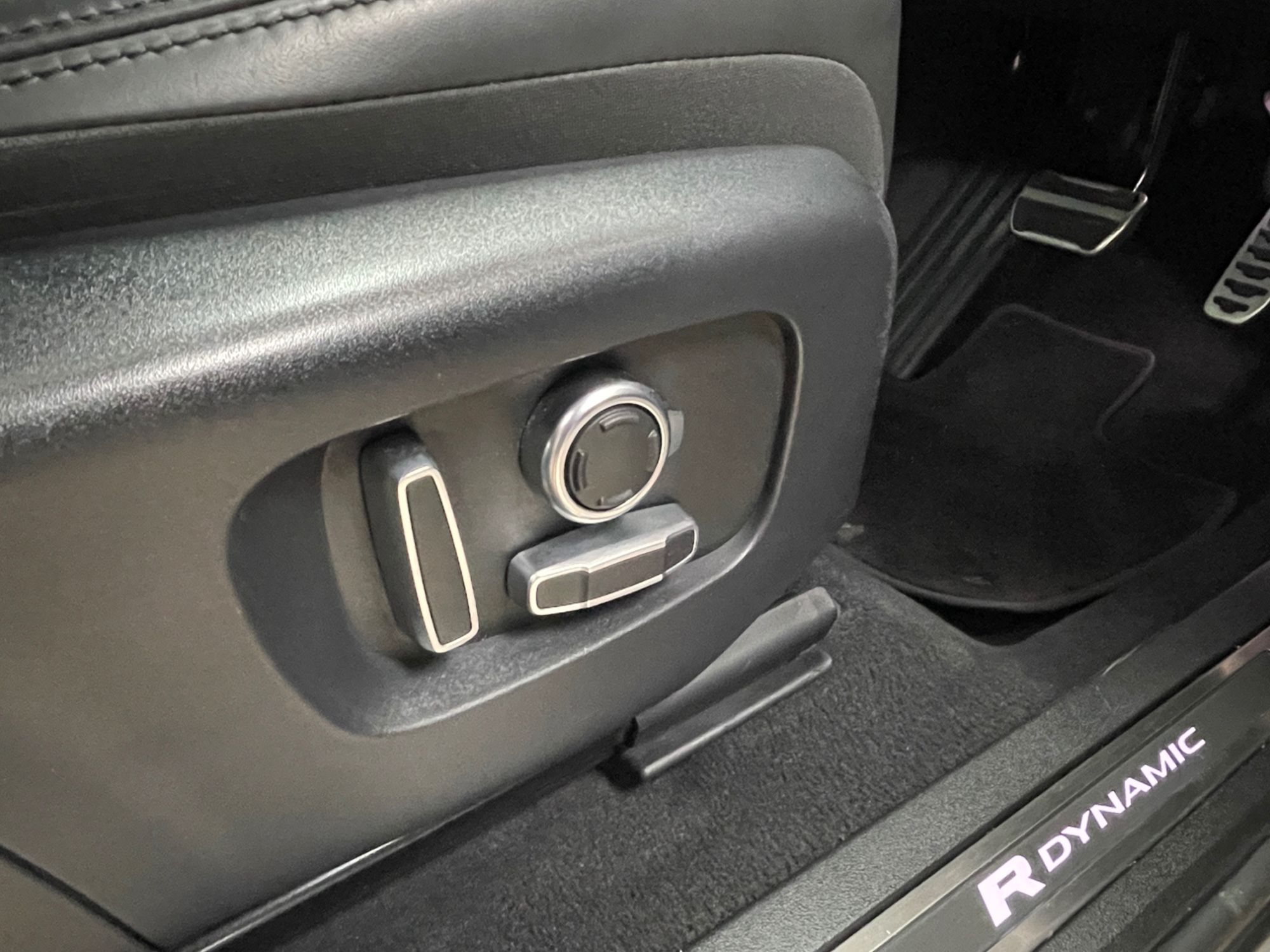 USED 2021 21 LAND ROVER RANGE ROVER EVOQUE 2.0 D200 MHEV R-Dynamic HSE SUV 5dr Diesel Auto 4WD Euro 6 (s/s) (204 ps) 