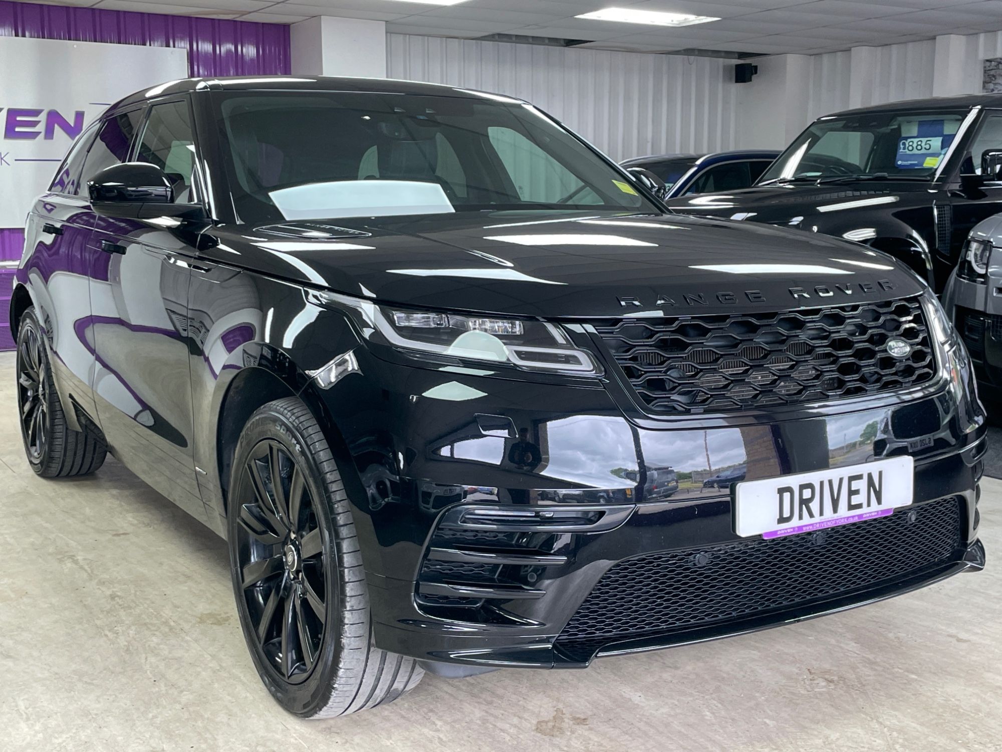 USED 2019 19 LAND ROVER RANGE ROVER VELAR 2.0 D180 R-Dynamic S SUV 5dr Diesel Auto 4WD Euro 6 (s/s) (180 ps) 