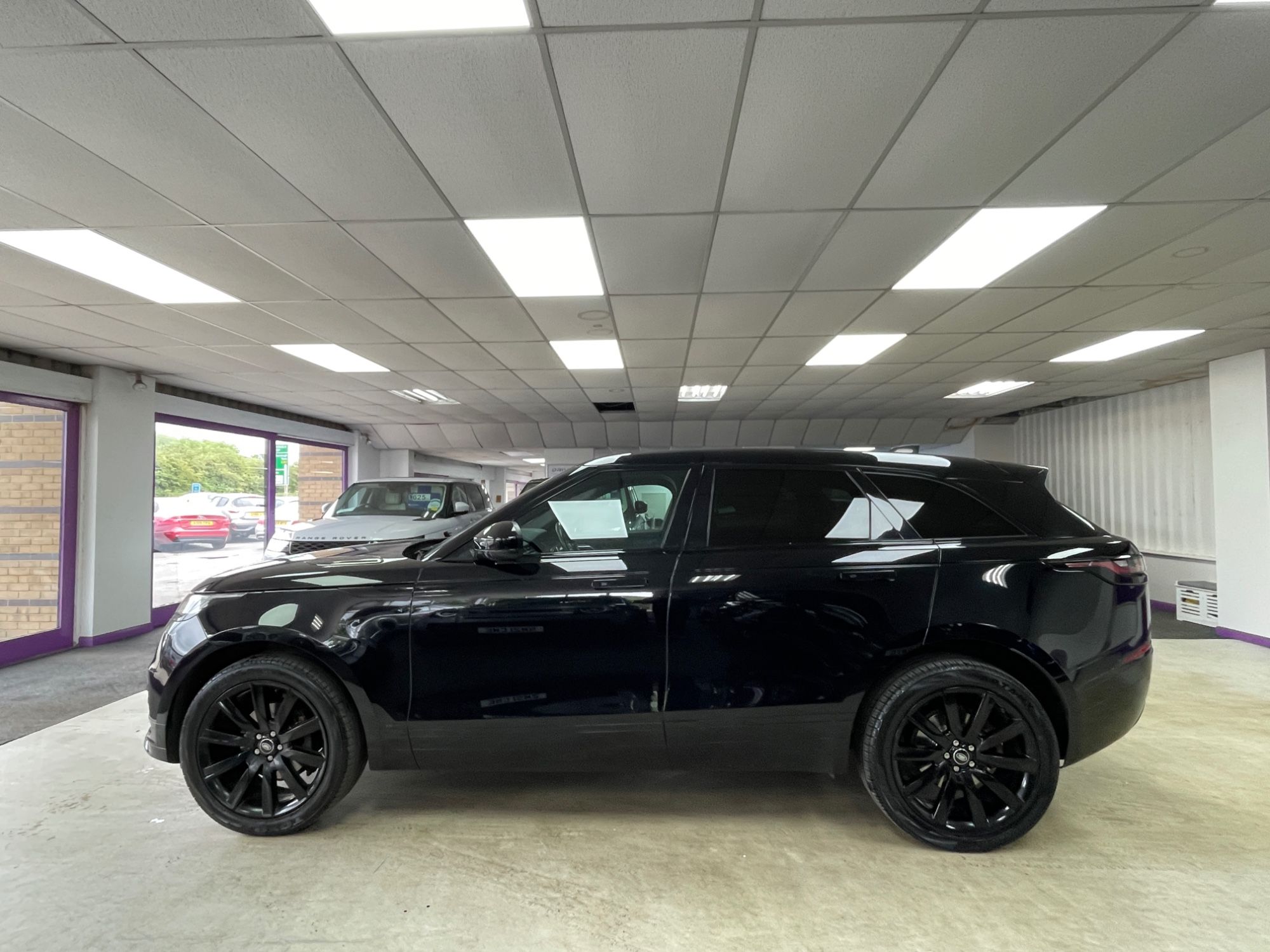 USED 2019 19 LAND ROVER RANGE ROVER VELAR 2.0 D180 R-Dynamic S SUV 5dr Diesel Auto 4WD Euro 6 (s/s) (180 ps) 