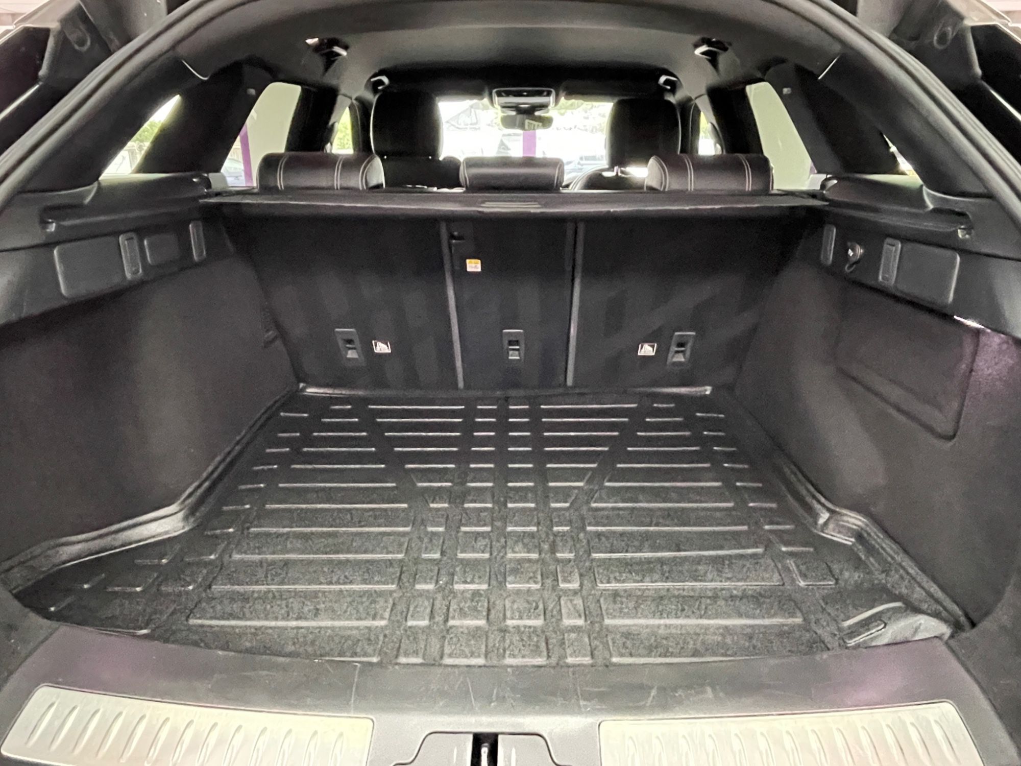 USED 2019 19 LAND ROVER RANGE ROVER VELAR 2.0 D180 R-Dynamic S SUV 5dr Diesel Auto 4WD Euro 6 (s/s) (180 ps) 