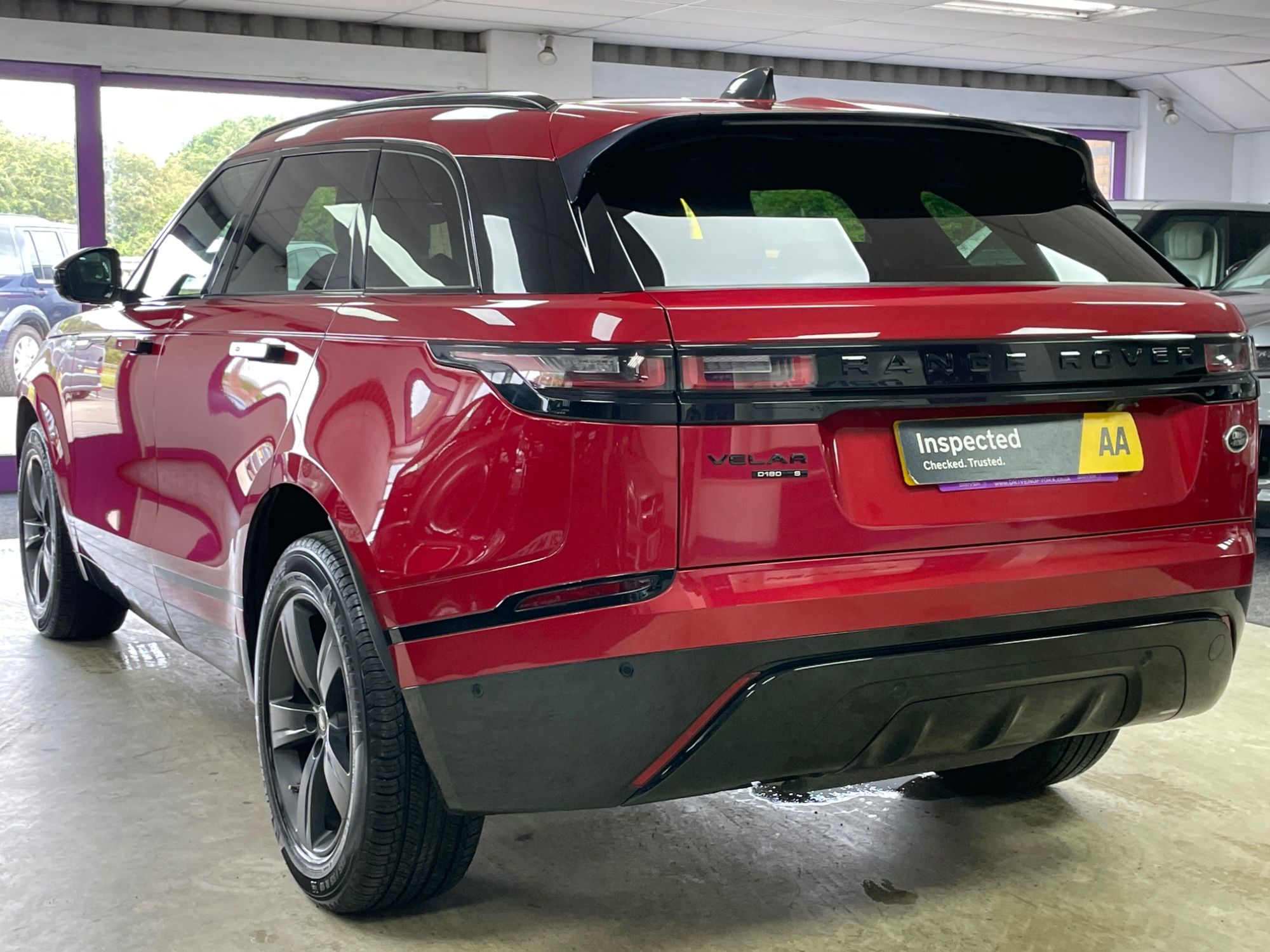 USED 2019 69 LAND ROVER RANGE ROVER VELAR 2.0 D180 R-Dynamic S SUV 5dr Diesel Auto 4WD Euro 6 (s/s) (180 ps) 